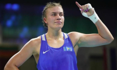 Казахстан в бою с нокдауном завоевал медаль на Кубке мира по боксу