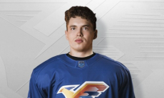 Экс-нападающий клуба чемпионата Казахстана может продолжить карьеру в КХЛ