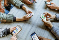 Узнай, сколько лет ты теряешь из‑за телефона — онлайн‑тест покажет правду 