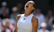 «Почему ты не извинилась?» Соболенко попала в скандал после вылета с Уимблдона. Видео