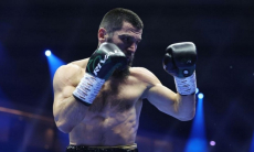 «Это унизительно». Призер Олимпиады отказался от боя с Артуром Бетербиевым