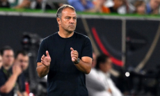 Главный тренер «Барселоны» одобрил трансфер звездного нападающего