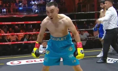 Казахстанский боксер нокаутировал соперника и отпраздновал в стиле Роналду. Видео