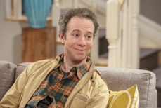 Спин-офф «Теории большого взрыва» о Стюарте Блуме запущен в работу