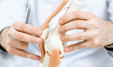 Этот симптом остеопороза появляется в непривычном месте и игнорируется