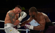 Александра Усика «отправили» в безумный нокаут