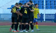 Четыре гола и удаление состоялись в матче КПЛ