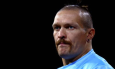 Александр Усик прекратил тренировки и закрыл тренировочный лагерь