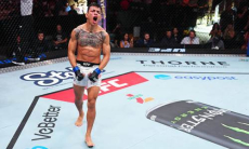 «Нокаутировать было бы лучше всего». Перуанский боец UFC угрожает Асу Алмабаеву и говорит о разоблачении Шавката Рахмонова