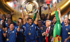 Дональд Трамп удивил капитана «Челси» поступком на награждении КЧМ-2025