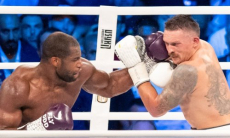 Дюбуа «отправил» Усика в нокаут