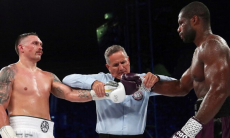 Нокаут допустили во втором бою Усика с Дюбуа