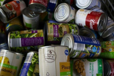 «Это точно нельзя покупать». Худшие консервы, которыми заполнены магазины