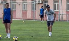 Кайрат Нурдаулетов показал мастер-класс футболистам «Окжетпеса». Видео