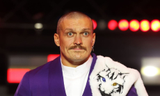 В команде Шавката Рахмонова отказались болеть за Александра Усика