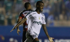 «Мне это нравится». Легионер «Торпедо» оценил фейерверки от болельщиков «Ордабасы»