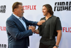 Сын Арнольда Шварценеггера рассказал о трудностях, с которыми столкнулся из-за полноты