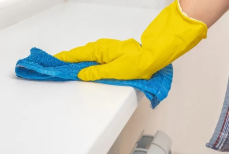 Как отбелить пластиковые подоконники одним аптечным средством