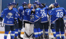 «Барыс» принял решение по молодым хоккеистам