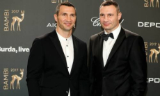 Легендарный уроженец Казахстана эффектно поздравил Кличко с днем рождения. Видео