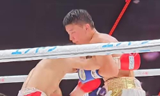 Неожиданным исходом закончился бой 22-летнего казахстанского боксера в профи. Видео