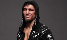 «Из сауны не вылазил». Боец UFC из Казахстана удивил признанием после победы