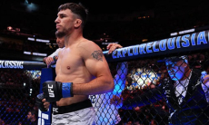 Казахстанский боец отдал дань уважения звезде UFC