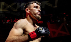 Казахстанского бойца «лишили» первой победы в UFC