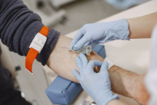 Обязательно ли анализы сдавать на голодный желудок? Ответ вас удивит