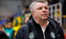 «Команда без лица — руководство без стыда». Титулованного казахстанского тренера выгоняют из клуба