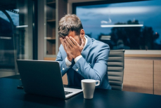 В Китае открылась клиника для тех, у кого не осталось сил на то, чтобы работать