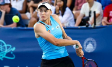 Елена Рыбакина вызвала восхищение на старте турнира в Вашингтоне. Видео