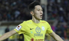 «Вышел — пяткой начал играть». Бабаян раскритиковал молодого таланта «Астаны»