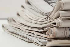 Не спешите выбрасывать старые газеты — вот, как они могут пригодиться в саду и на даче