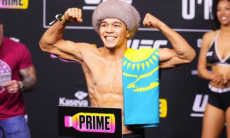 Видео взвешивания Асу Алмабаева перед боем в UFC