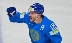 Экс-игрок сборной Казахстана и «Барыса» выбрал уникальный клуб КХЛ