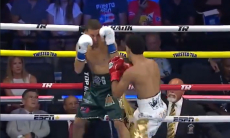 Соперник Дусматова на Олимпиаде оформил быстрый нокаут в США. Видео