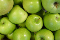 Что означают крошечные пятнышки на яблоках. Ответ очень неожиданный