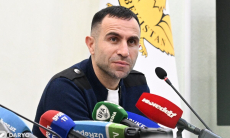 Главный тренер сборной Узбекистана по футболу получил предложение