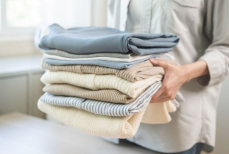 Обязательно ли стирать новую одежду после покупки