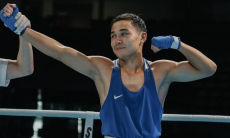 Первая медаль нокаутом и новые потери. Как Казахстан выступил в третий день чемпионата Азии по боксу