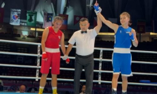 Узбекистан нокаутом завоевал медаль на историческом ЧА-2025 по боксу