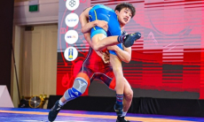 Разгромом закончилась схватка Казахстана за «бронзу» чемпионата мира по борьбе