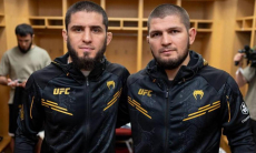 Хабиб Нурмагомедов сообщил о завершении карьеры Ислама Махачева