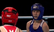 Казахстан учинил разгром с нокдауном в бою за полуфинал ЧА-2025 по боксу