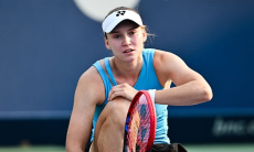 «Очень опасная». Елена Рыбакина раскрыла угрозу своей соперницы по матчу за финал