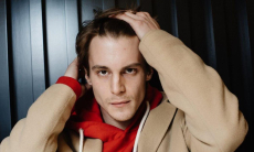 Известный российский актер выложил фото с первой ракеткой Казахстана