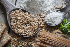 Диетолог перечислил полезные свойства полбы