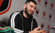 Объявлен новый соперник Артура Бетербиева