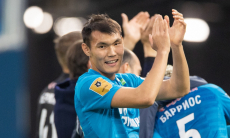 «Әдемі ойын!». Нуралы Алип восхитил одноклубников по «Зениту». Видео